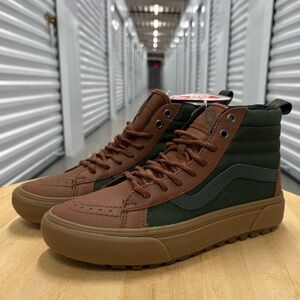 Vans Women’s Brown and Green High-Top Sneakers/Boot
